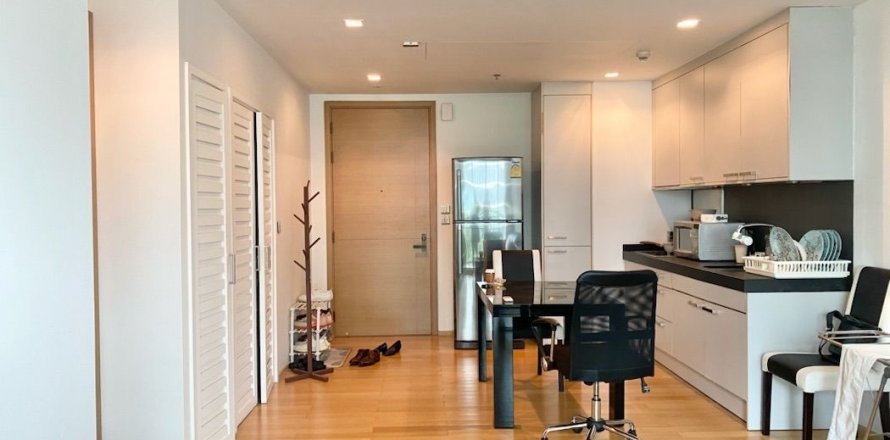 Studio in the Condo in Pathum Wan, Bangkok, Thailand  № 173396