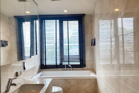 Studio in the Condo in Pathum Wan, Bangkok, Thailand  № 173396 - photo 5