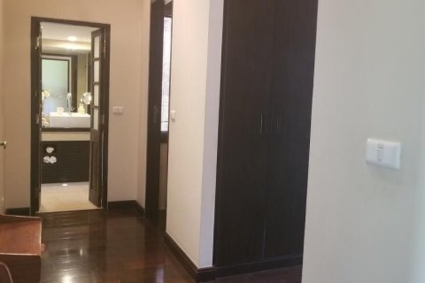 Villa in Kathu, Thailand 5 bedrooms № 173393 - photo 27