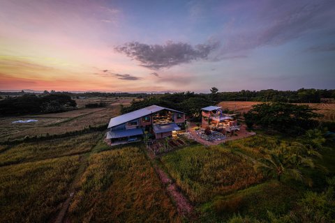 Hôtel à Phrae, Thaïlande № 161240