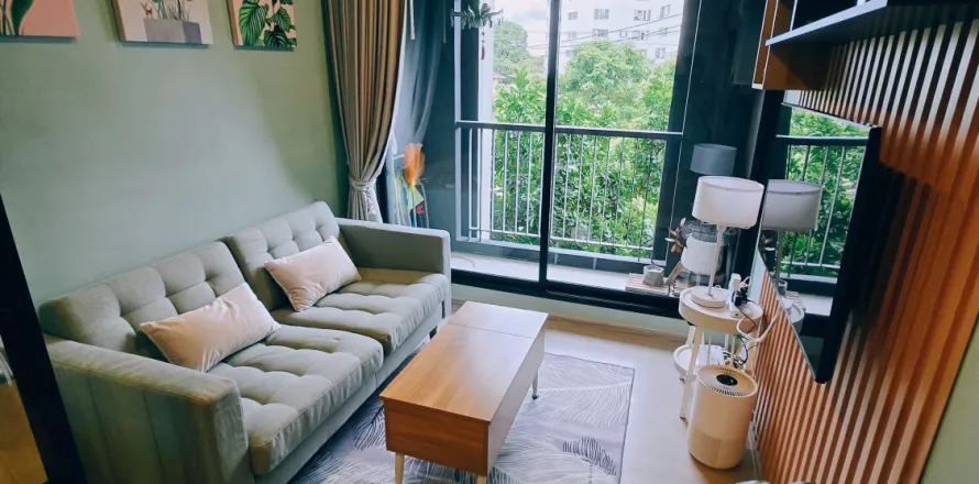 Studio in the Condo in Suan Luang, Bangkok, Thailand  № 161244