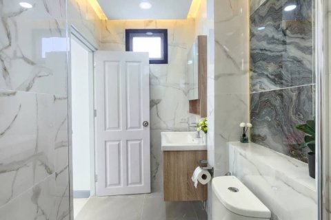 Вилла в Паттайе, Таиланд с 6 спальнями  № 138636 - фото 14