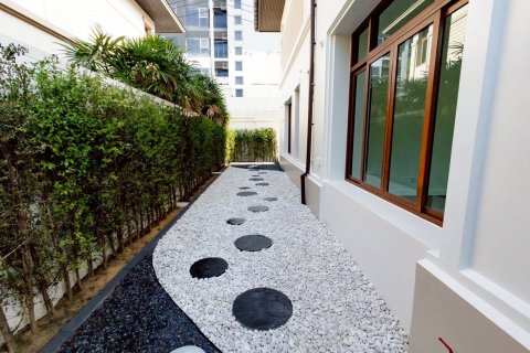 Maison à Lat Phrao, Bangkok, Thaïlande 4 chambres № 138635 - photo 12