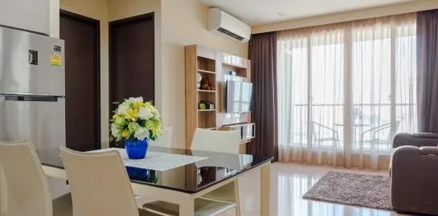 Condo in Sathon, Bangkok, Thailand, 2 bedrooms  № 169389