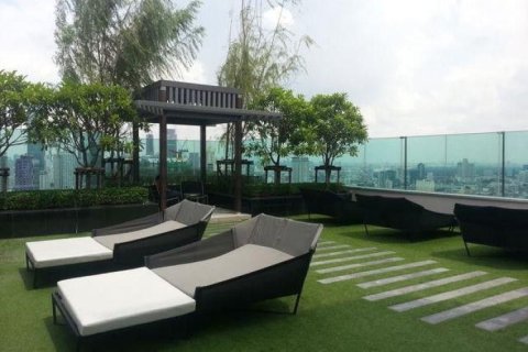 Condo in Sathon, Bangkok, Thailand, 2 bedrooms  № 169389 - photo 6