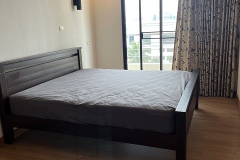 Студия в кондо в Банг-Кхо-Лаеме, Бангкок, Таиланд № 169392 - фото 4