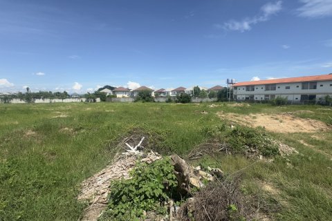 Land in Chiang Mai, Thailand 9600 sq.m. № 167768 - photo 11