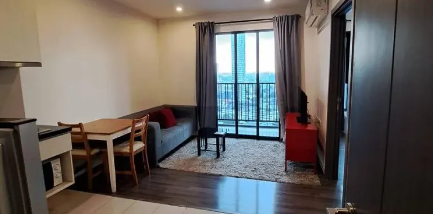 Studio in the Condo in Watthana, Bangkok, Thailand  № 167770