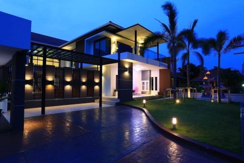 Villa à San Sai, Thaïlande 4 chambres № 167769 - photo 3