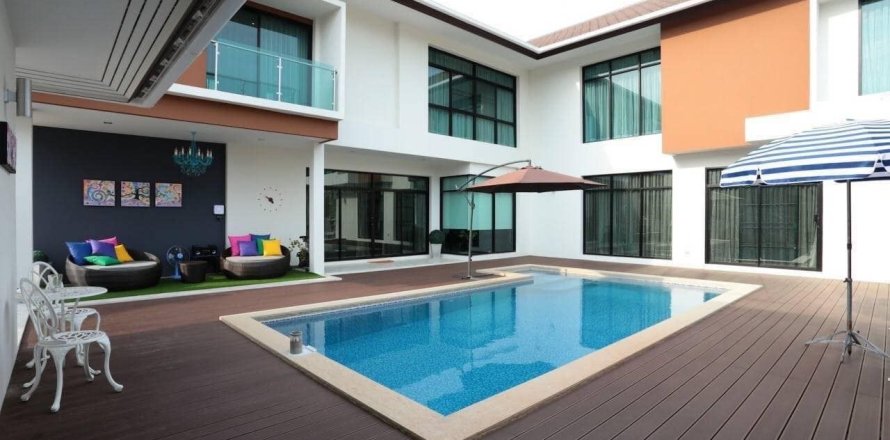 Villa à San Sai, Thaïlande 4 chambres № 167769