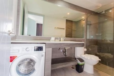 Condo in Phuket, Thailand, 2 bedrooms  № 148214 - photo 6