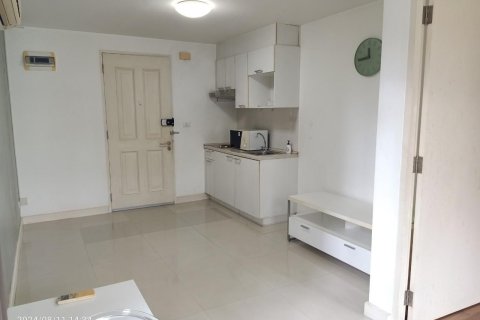 Studio in the Condo in Watthana, Bangkok, Thailand  № 148212 - photo 7