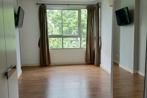 Studio in the Condo in Watthana, Bangkok, Thailand  № 148212 - photo 16