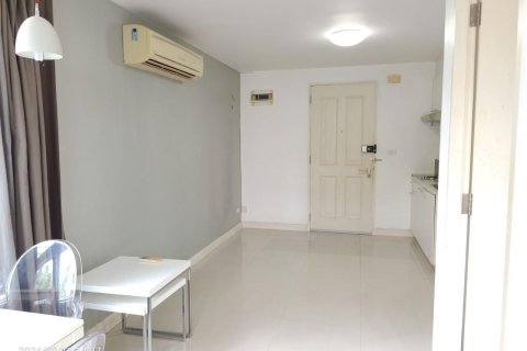 Studio in the Condo in Watthana, Bangkok, Thailand  № 148212 - photo 10