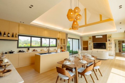 Villa in Pran Buri, Thailand 3 bedrooms № 176814 - photo 5