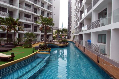 Studio dans le Condo sur Jomtien Beach, Pattaya, Thaïlande  № 204105 - photo 15
