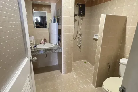 Townhouse à Wang Thonglang, Bangkok, Thaïlande 3 chambres № 163584 - photo 25