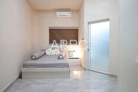 Casa de 7 dormitorios en Jomtien Beach, Pattaya, Tailandia № 211643 - foto 8