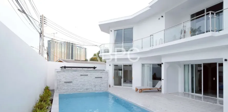 Casa de 7 dormitorios en Jomtien Beach, Pattaya, Tailandia № 211643