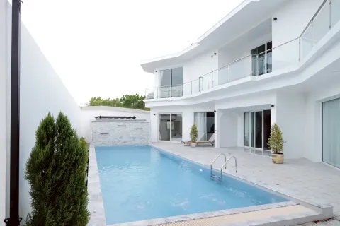 Casa de 7 dormitorios en Jomtien Beach, Pattaya, Tailandia № 211643 - foto 14