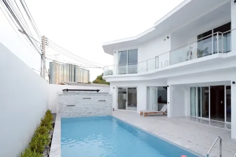 Casa de 7 dormitorios en Jomtien Beach, Pattaya, Tailandia № 211643 - foto 15