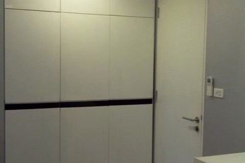 Condo in Watthana, Bangkok, Thailand, 2 bedrooms  № 159688 - photo 9