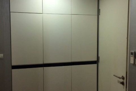 Condo in Watthana, Bangkok, Thailand, 2 bedrooms  № 159688 - photo 11