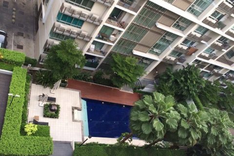 Condo in Watthana, Bangkok, Thailand, 2 bedrooms  № 159688 - photo 18