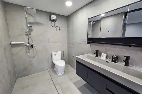 Condo in Khlong Toei, Bangkok, Thailand, 3 bedrooms  № 159685 - photo 16