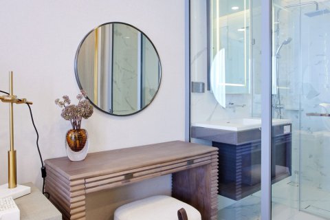 Studio in the Condo in Khlong Toei, Bangkok, Thailand  № 159686 - photo 5