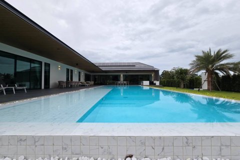 Вилла в Ча-аме, Таиланд с 4 спальнями № 146750 - фото 4