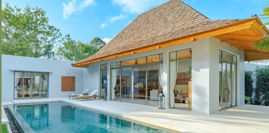 Villa in Phuket, Thailand 3 bedrooms № 146751