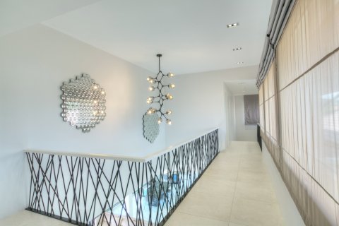 Villa in Phuket, Thailand 5 bedrooms № 152655 - photo 19