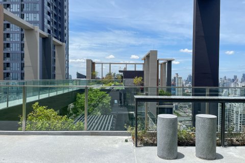 Condo à Huai Khwang, Bangkok, Thaïlande, 2 chambres  № 152652 - photo 18