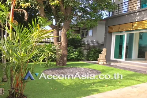 Haus in Huai Khwang, Bangkok, Thailand 4 Schlafzimmer № 216769 - Foto 2