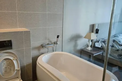 Eigentumswohnung in Watthana, Bangkok, Thailand, 2 Schlafzimmer № 216768 - Foto 5