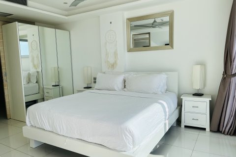 Condo à Phuket, Thaïlande, 2 chambres  № 158469 - photo 13
