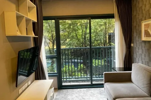 Condo in Khlong Toei, Bangkok, Thailand, 2 bedrooms  № 157061