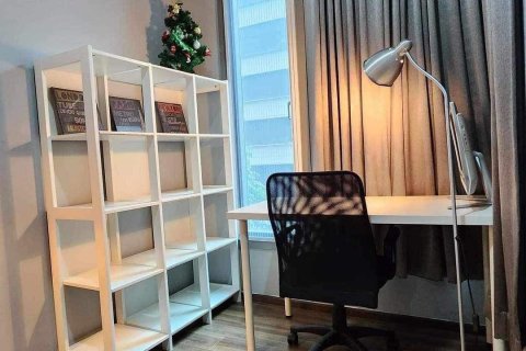 Studio dans le Condo à Watthana, Bangkok, Thaïlande  № 163259 - photo 3