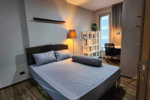 Studio dans le Condo à Watthana, Bangkok, Thaïlande  № 163259 - photo 5