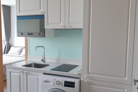 Studio in the Condo in Watthana, Bangkok, Thailand  № 163260 - photo 6