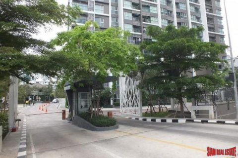 Apartment in Bangkok, Thailand 2 bedrooms № 193787