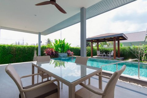 Вилла в Хуа Хине, Таиланд с 3 спальнями  № 162892 - фото 8