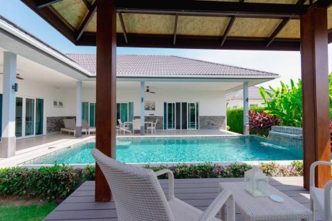 Вилла в Хуа Хине, Таиланд с 3 спальнями  № 162892 - фото 10