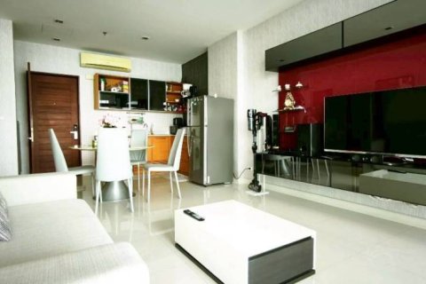 Кондоминиум с 1 спальней в Чонбури, Таиланд № 162896 - фото 2