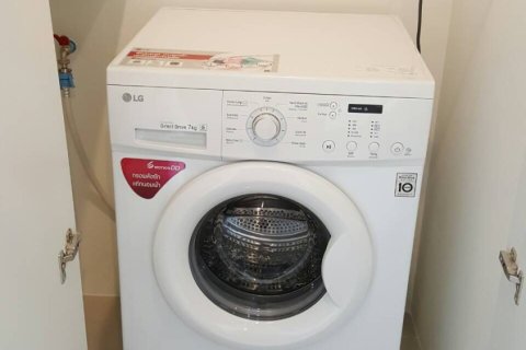 Студия в кондо в Клонг Тоэй, Бангкок, Таиланд № 151587 - фото 7