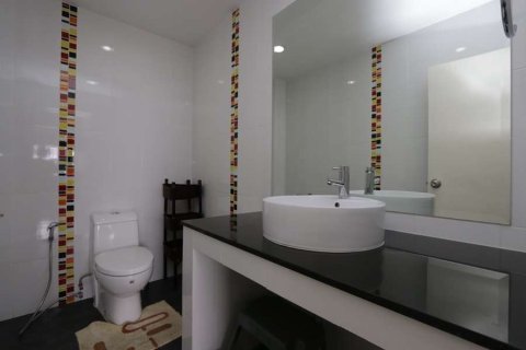 Condo à Chiang Mai, Thaïlande, 3 chambres  № 133340 - photo 18