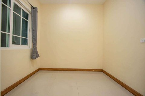House in Chiang Mai, Thailand 4 bedrooms № 205516 - photo 10