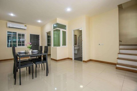 House in Chiang Mai, Thailand 4 bedrooms № 205516 - photo 7