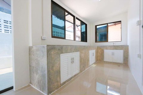 House in Chiang Mai, Thailand 2 bedrooms № 205515 - photo 11